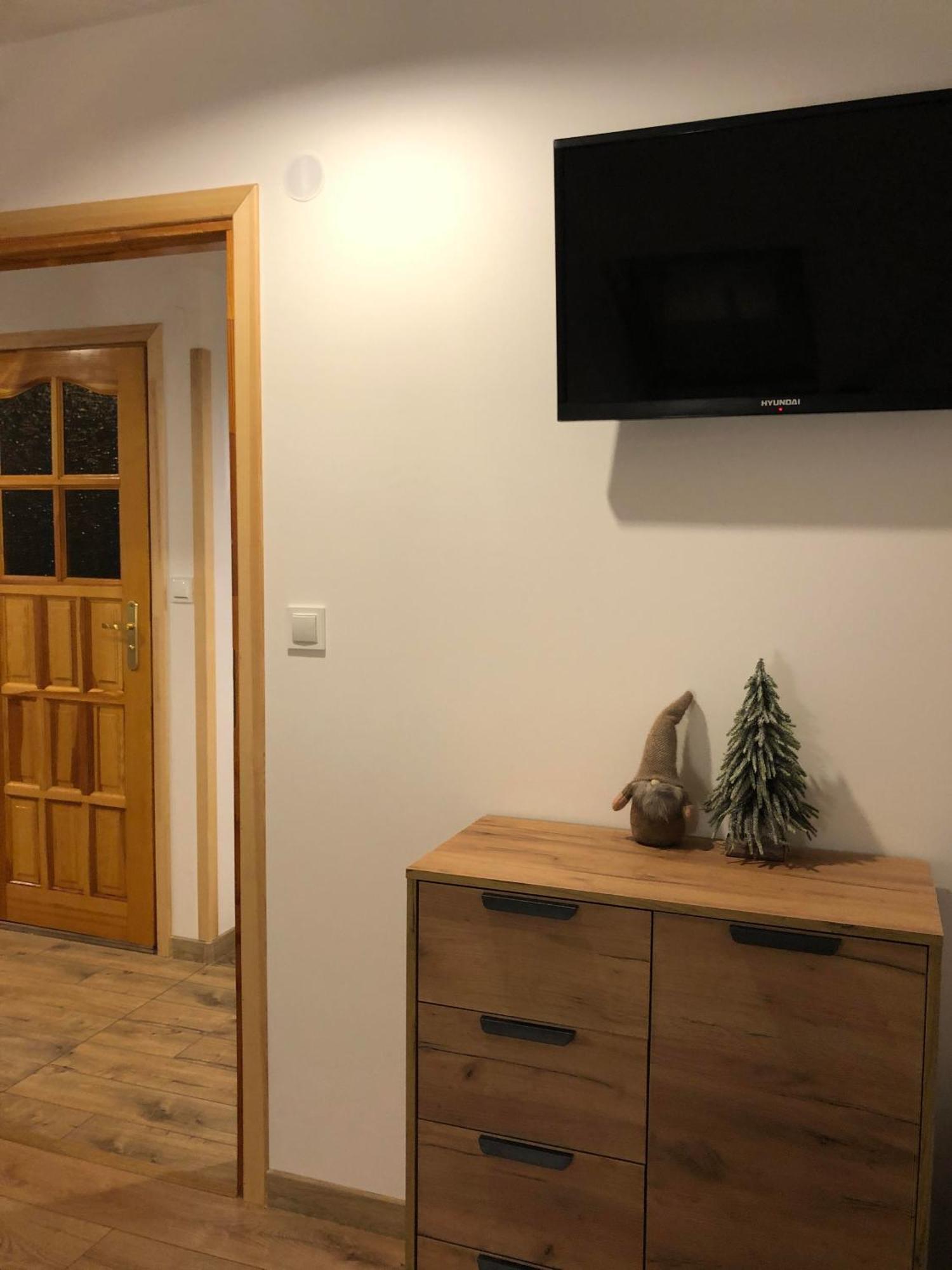 Dw Basia Pokoje I Apartament Bialka Tatrzanska Bagian luar foto