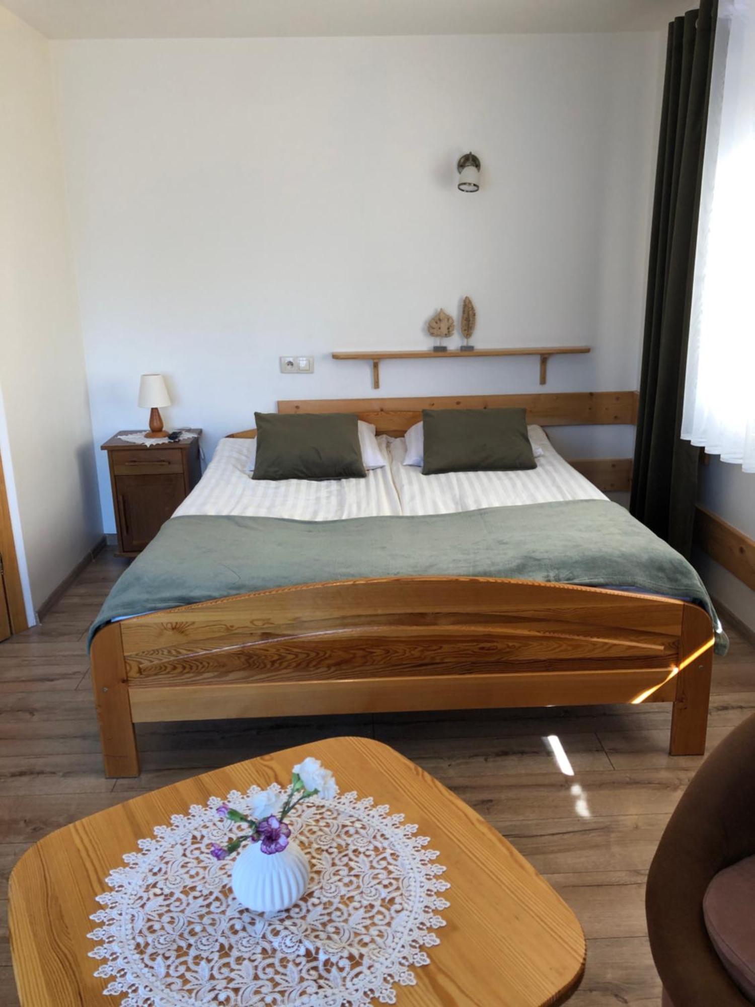 Dw Basia Pokoje I Apartament Bialka Tatrzanska Bagian luar foto
